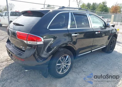 2013 Lincoln Mkx z USA, uszkodzony, nr VIN 2LMDJ8JK4DBL48305